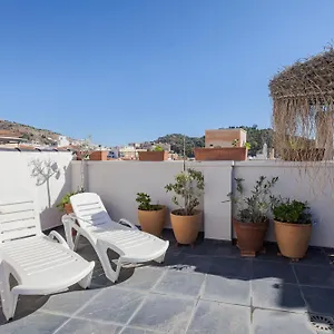 Historic Centre + Rooftop + Parking España